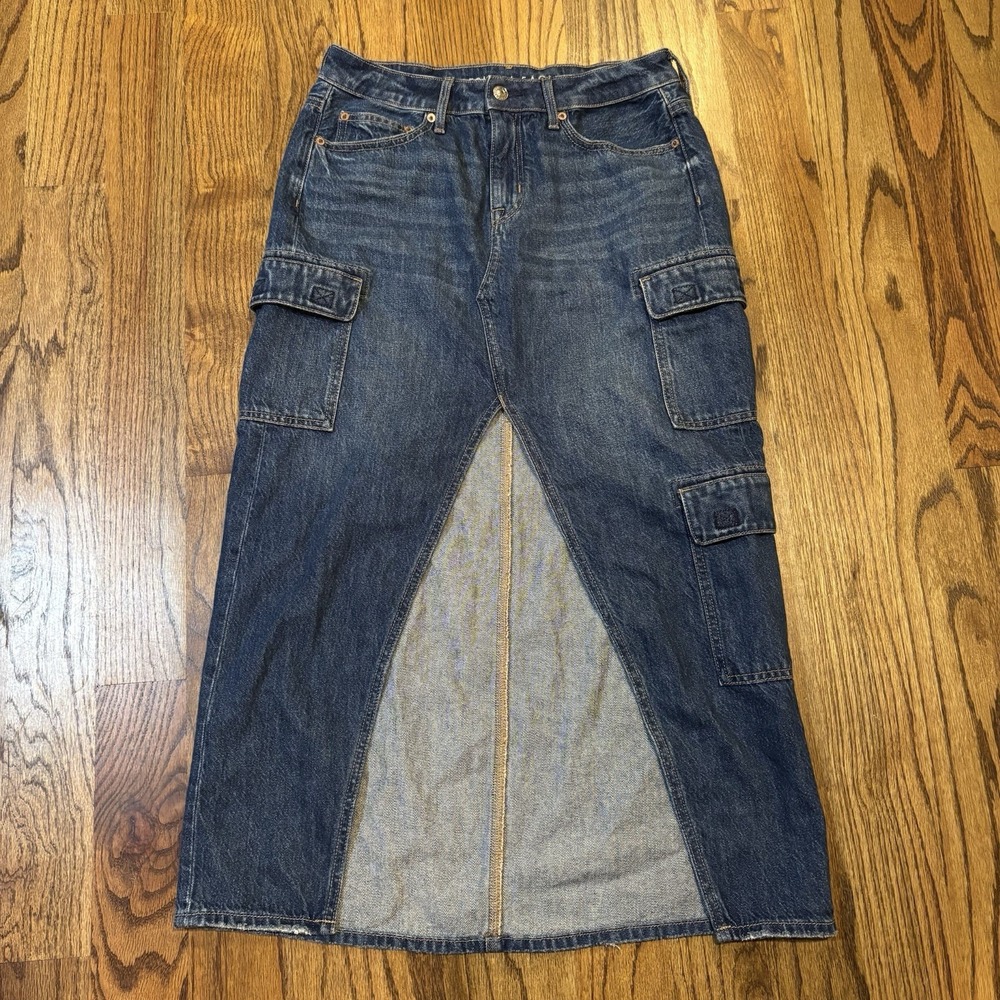 American Eagle Y2K Low-Rise Maxi  Jean Skirt Size 4‎ Medium Wash Grunge Denim